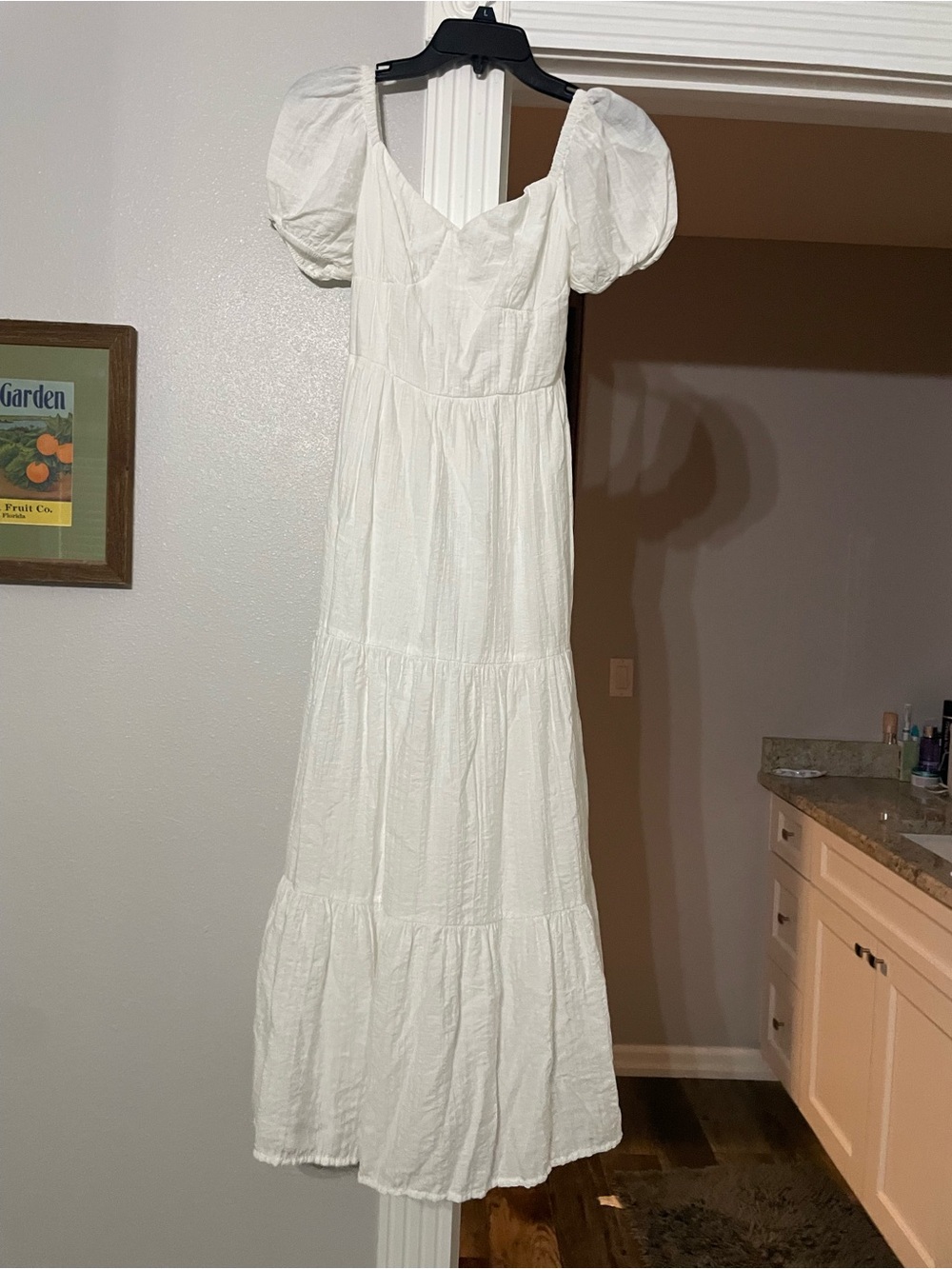 Jessica Simpson White Puff-Sleeve Tiered Maxi Dress